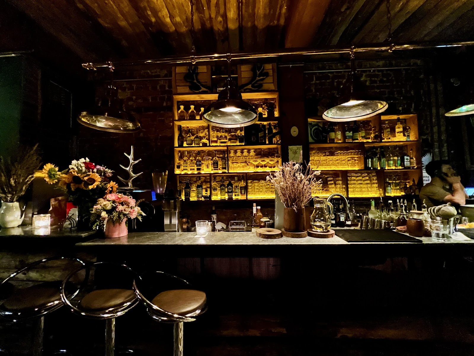 Geyik Coffee & Cocktails Istanbul bar interior