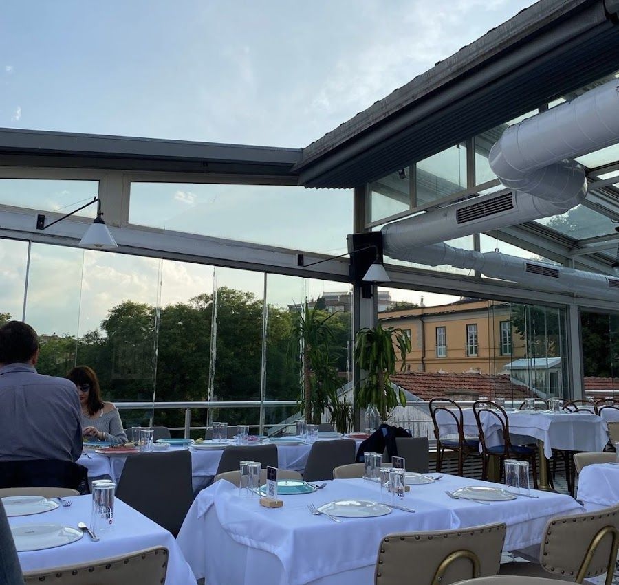 Leb-i Derya Kumbaraci, Istanbul