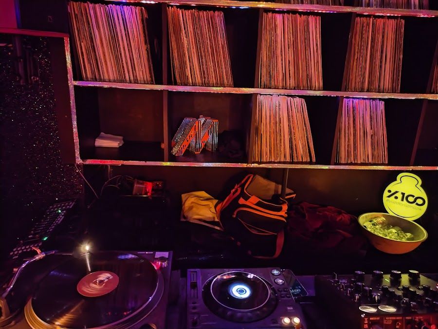Mini Muzikhol, Istanbul
