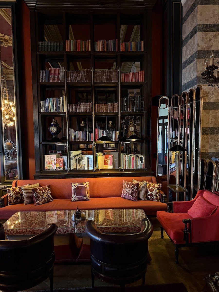 Orient Bar at Pera Palace, Istanbul