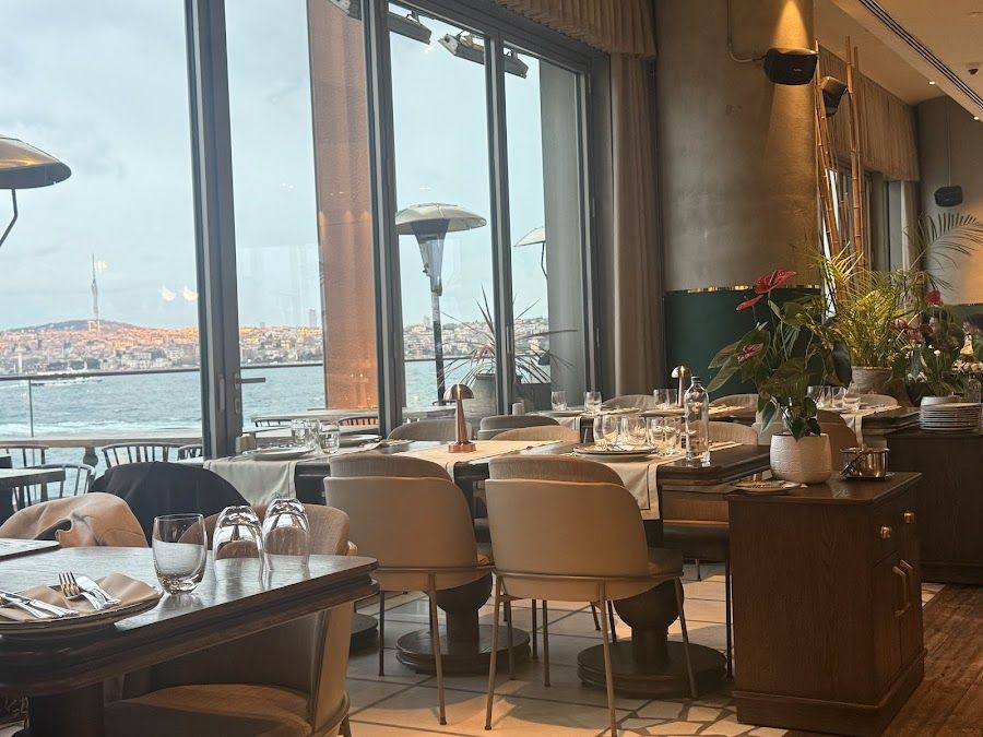 Sait Meyhane, Istanbul