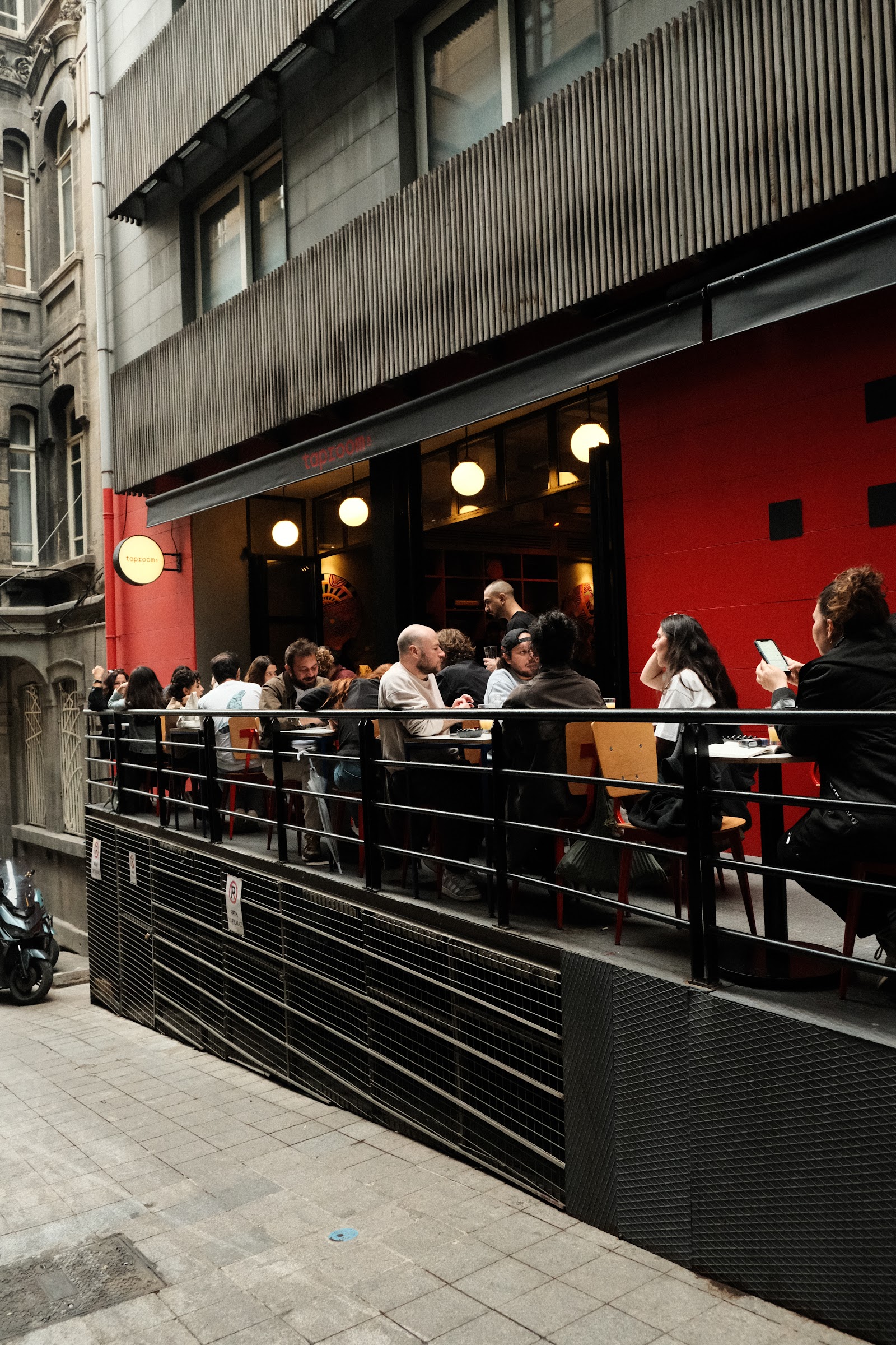 Taproomx Istanbul bar interior