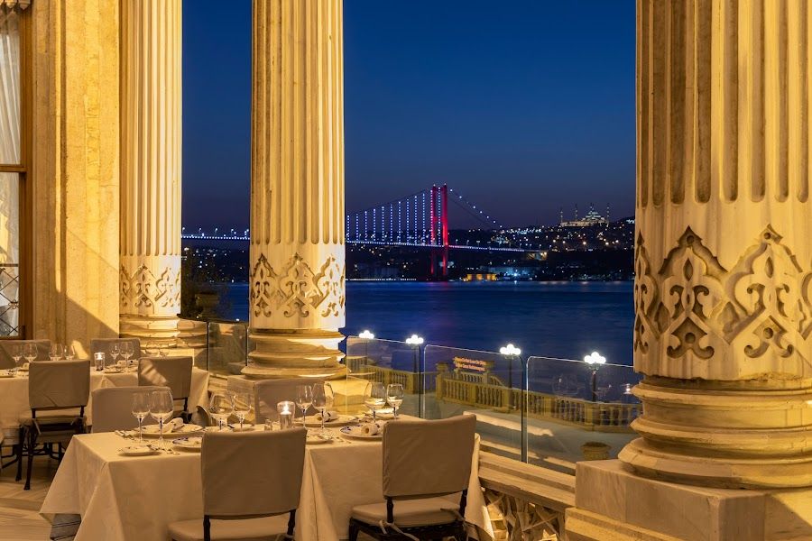 Tugra Bar at Ciragan Palace, Istanbul