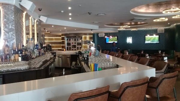The Irish Club Pub