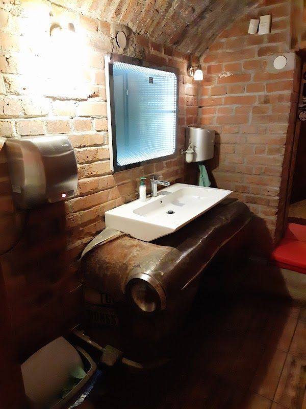 Omerta Pub