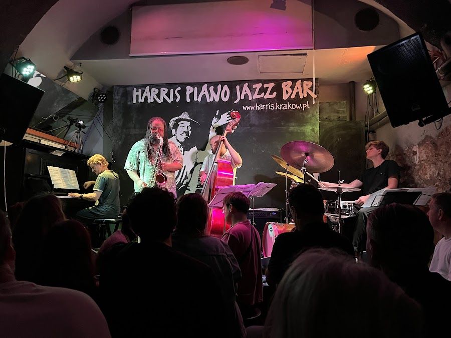 Harris Piano Jazz Bar, Krakow