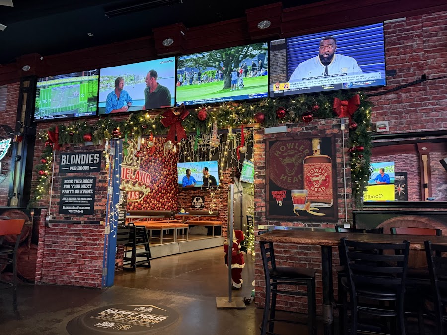 Blondies Sports Bar &amp; Grill, Las Vegas