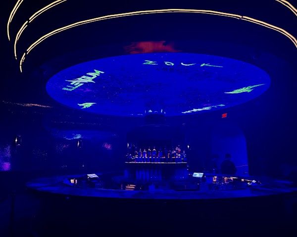 The Sand Dollar Lounge