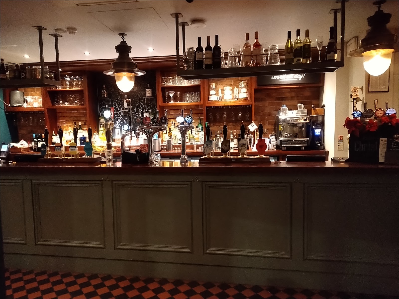 Brewery Tap Leeds bar interior