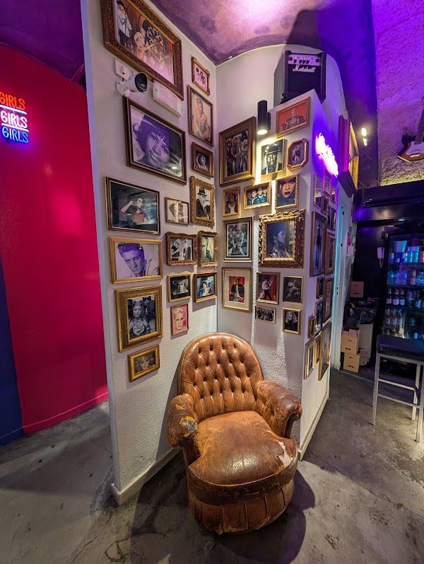 Bairru's Bodega
