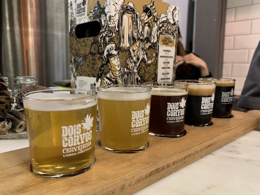 Dois Corvos Brewery Tap Room, Lisbon