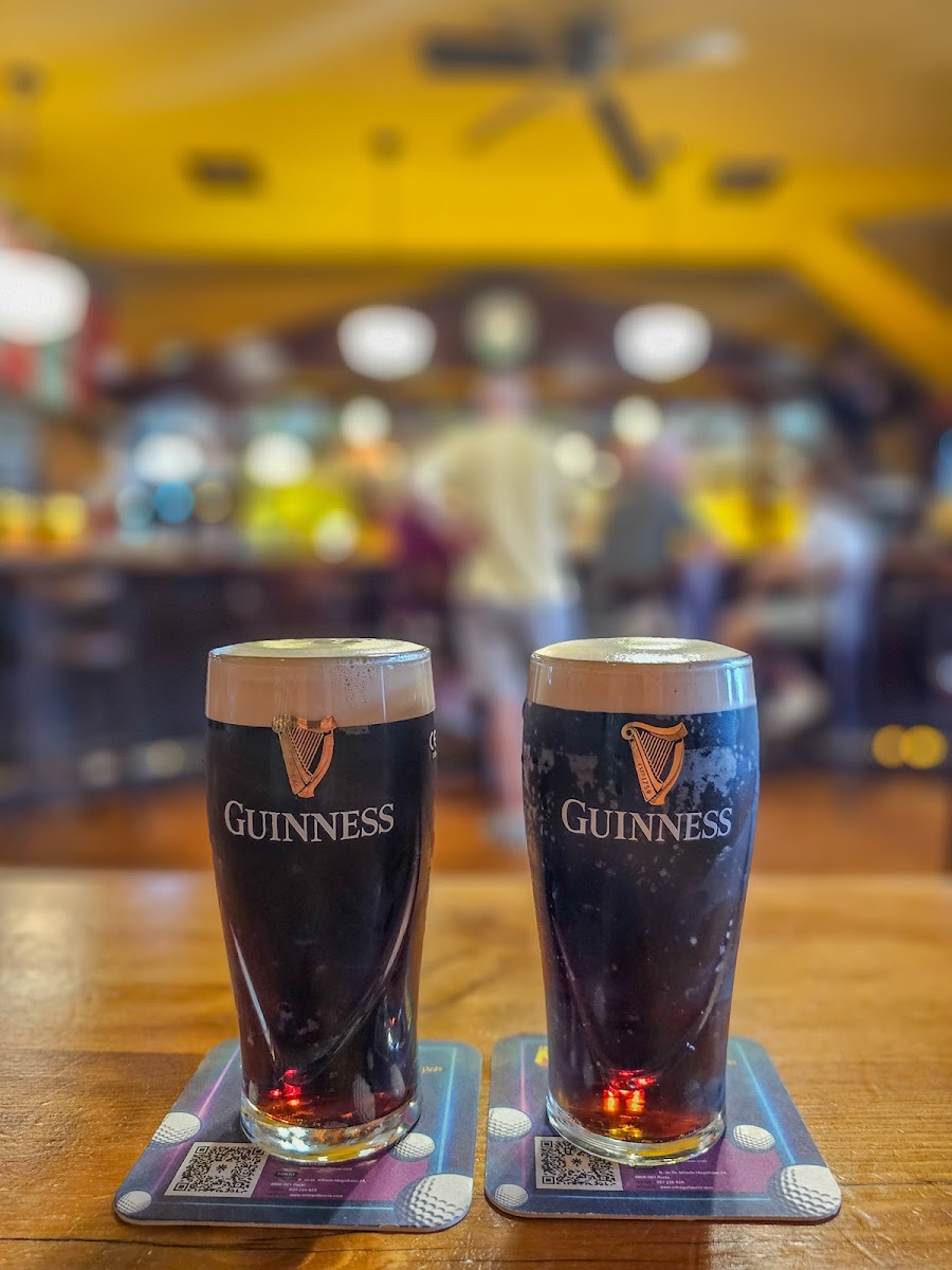 Hennessy's Irish Pub, Lisbon