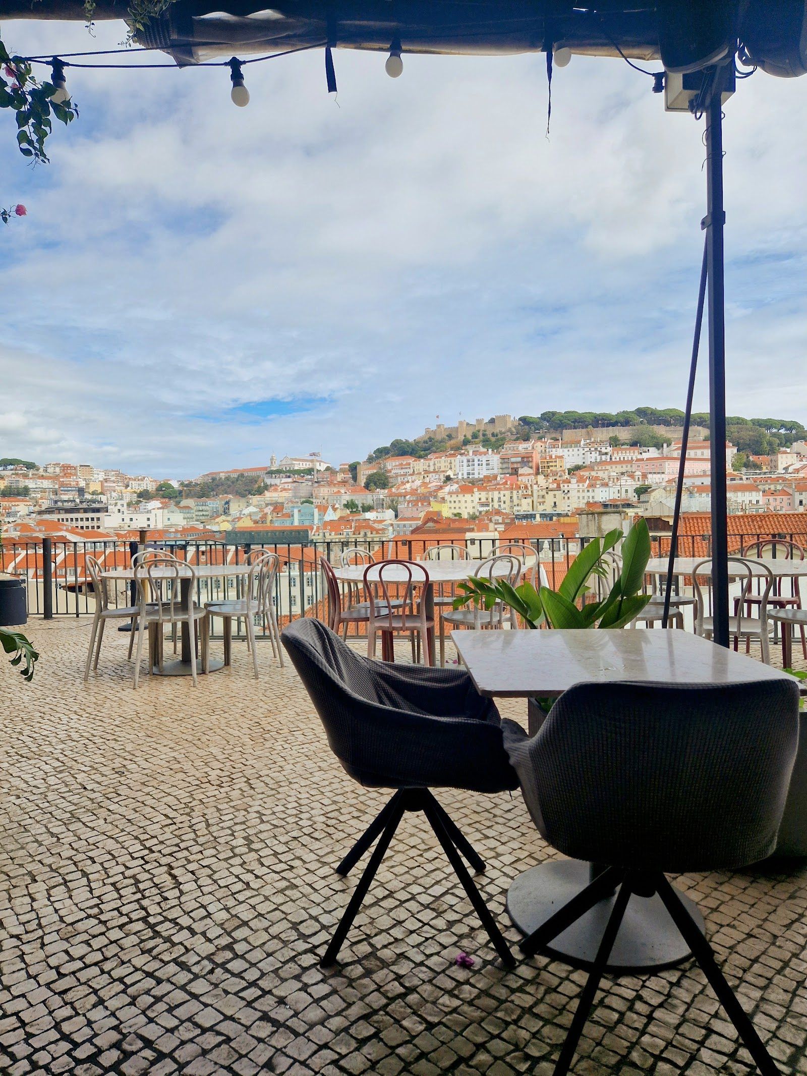 Topo Chiado, Lisbon