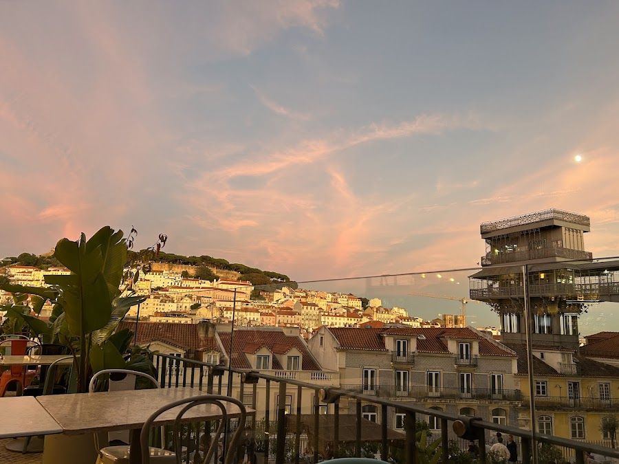 Topo Chiado, Lisbon