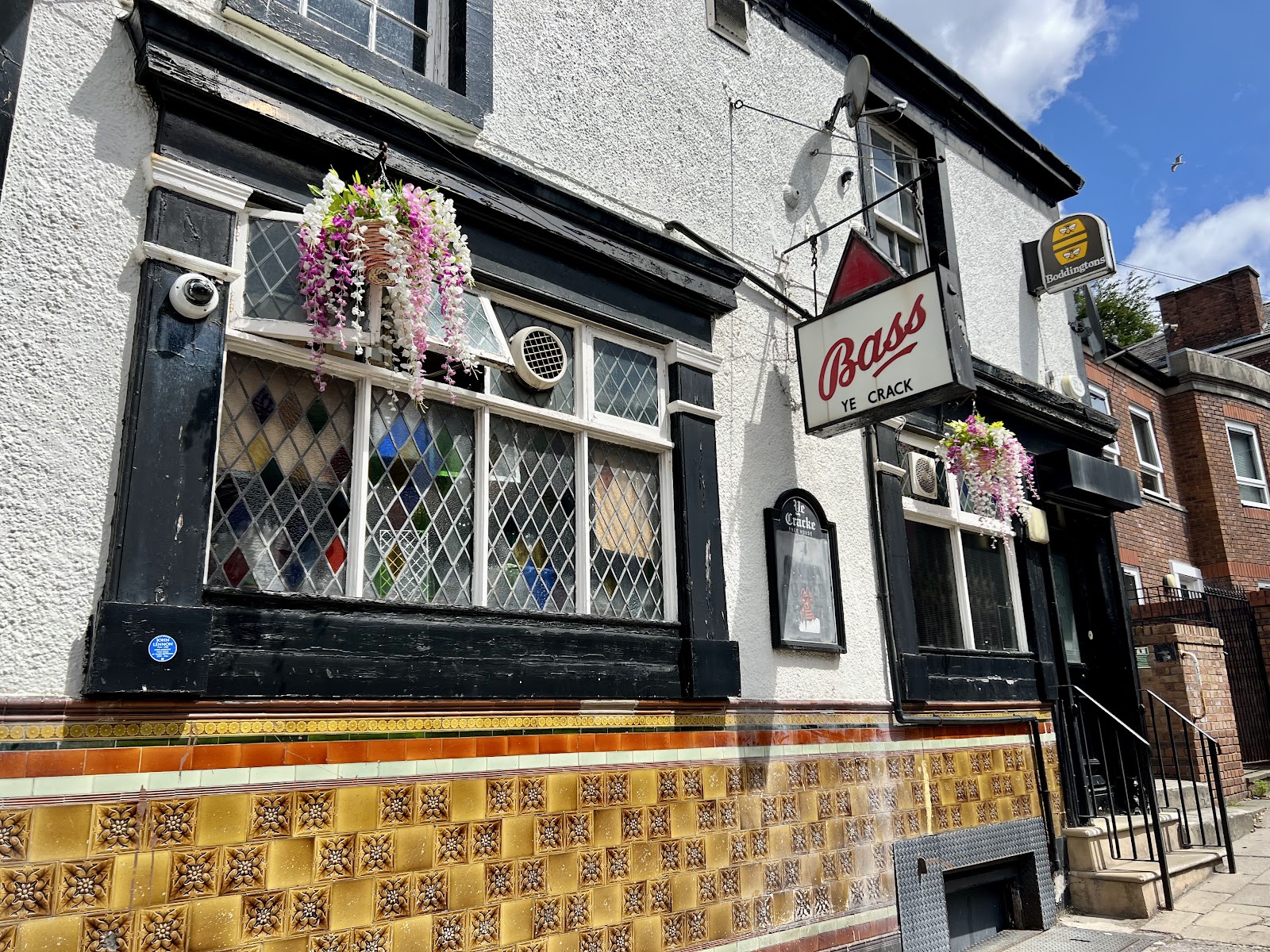 Ye Cracke Liverpool bar interior