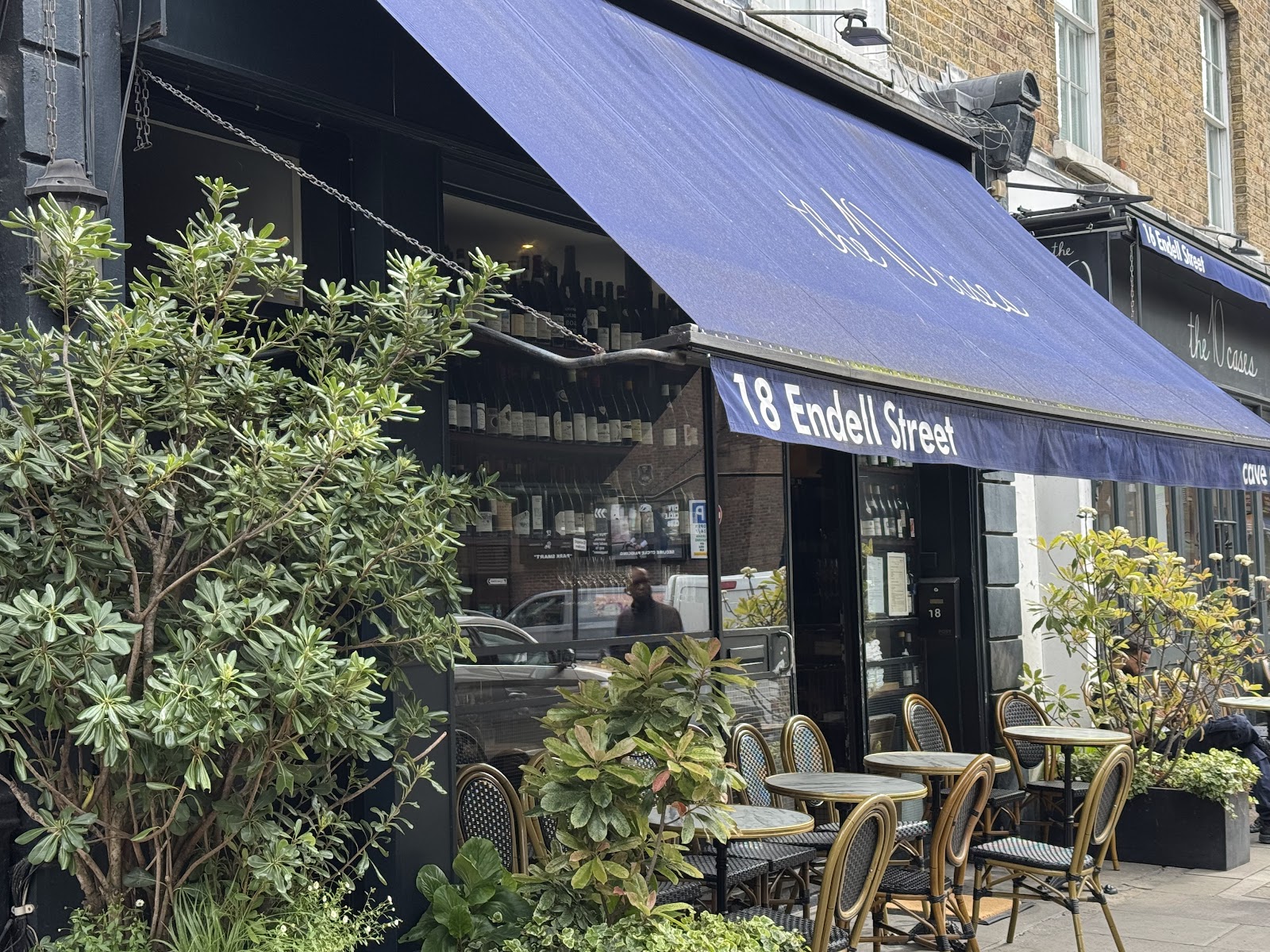 The 10 Cases, London
