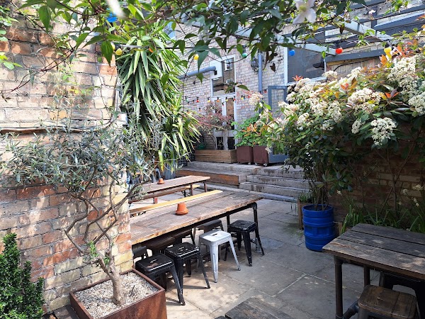 The Earl of Essex in London