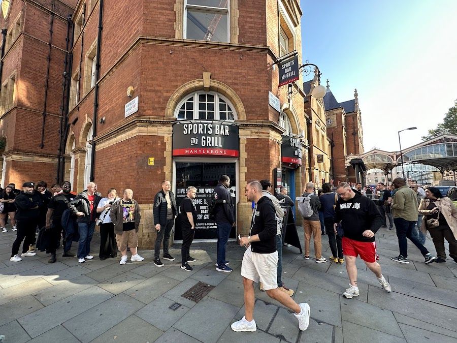 Sports Bar &amp; Grill Marylebone, London
