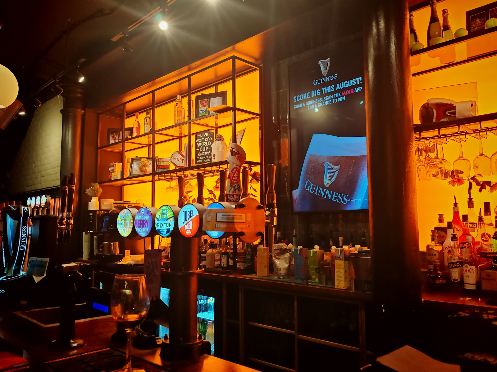 The Three Lanterns, London