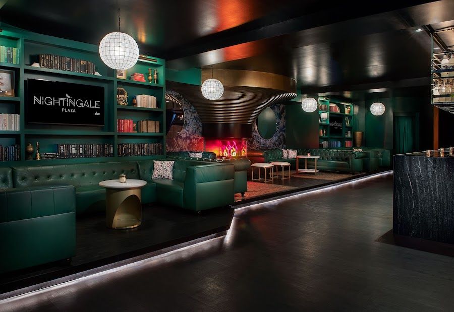 Greystone Manor (Ardor), Los Angeles