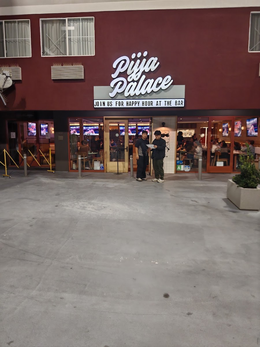 Pijja Palace, Los Angeles