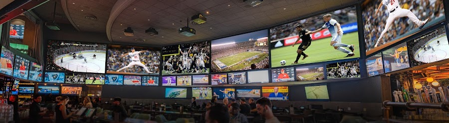 Tom's Watch Bar, Los Angeles