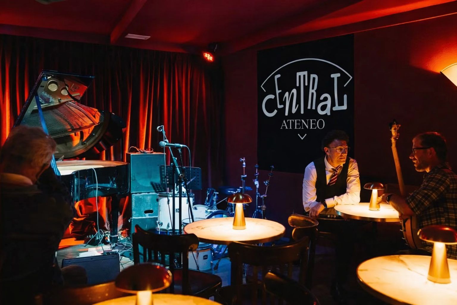 Cafe Central