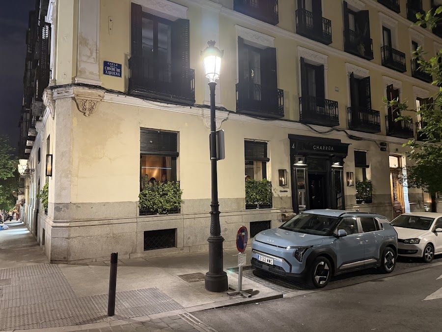 Charrua, Madrid
