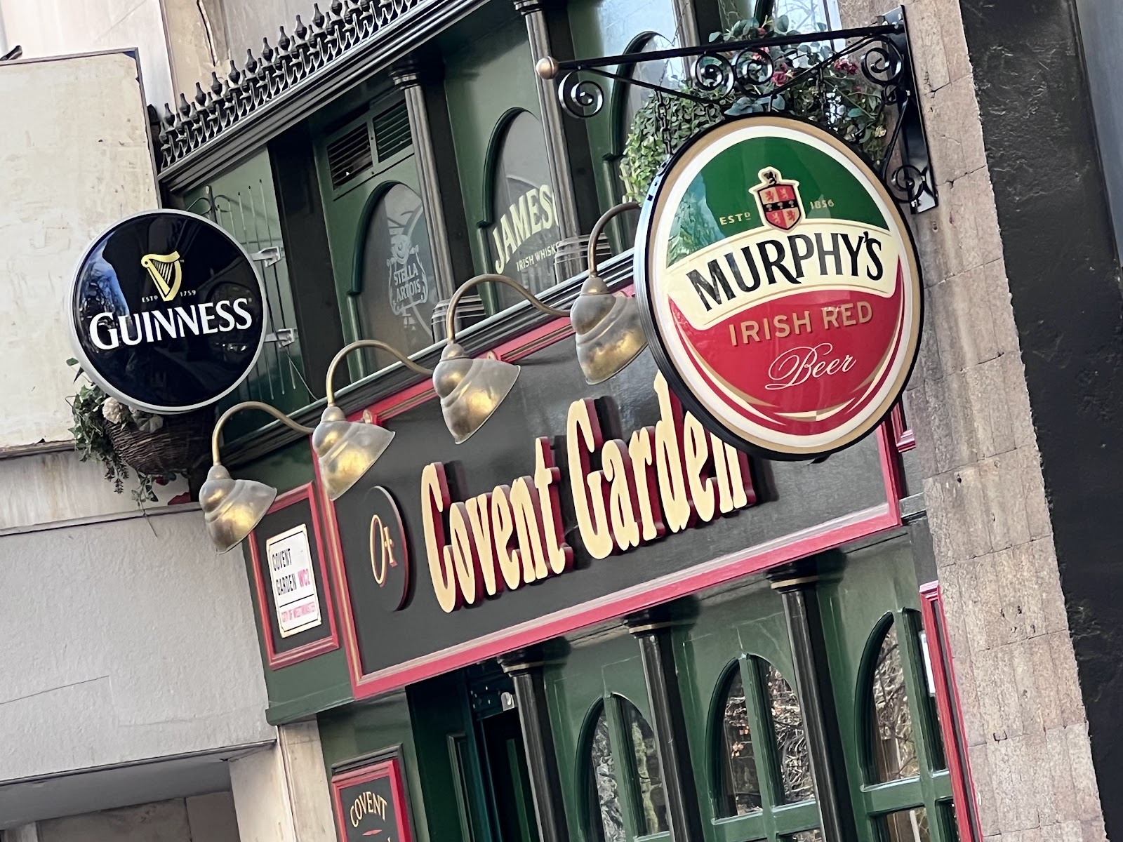Covent Garden English pub interior near the Bernabeu, Madrid