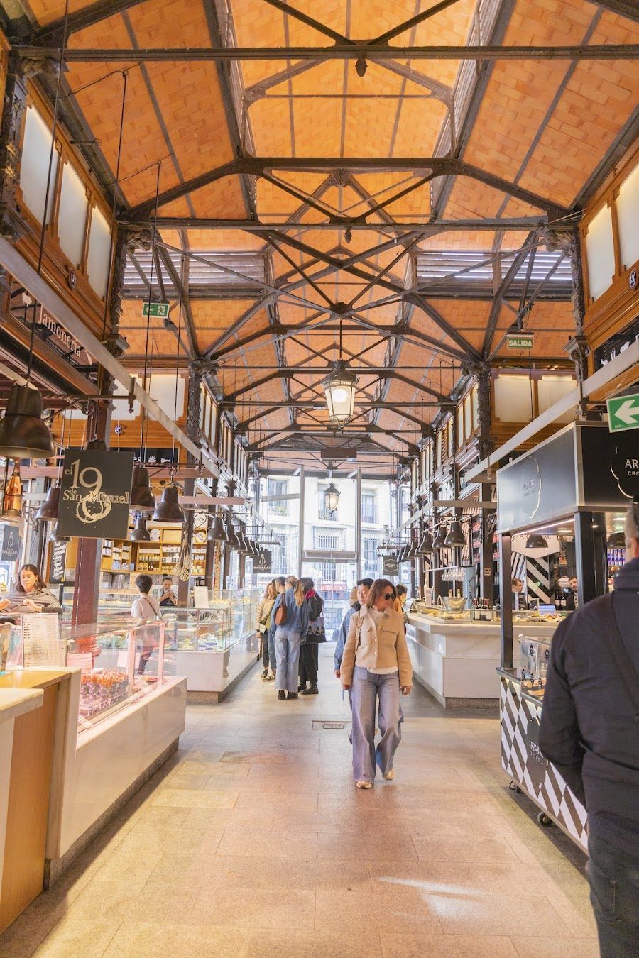 Mercado de San Miguel Wine Bar, Madrid