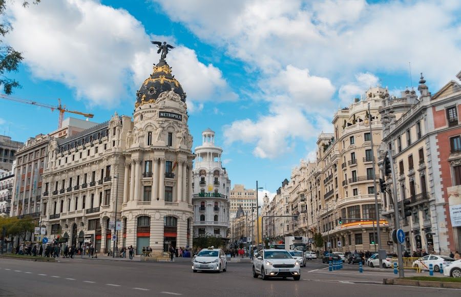 Tartan Roof, Madrid