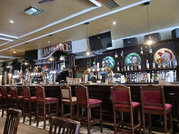 Old Town Pub
