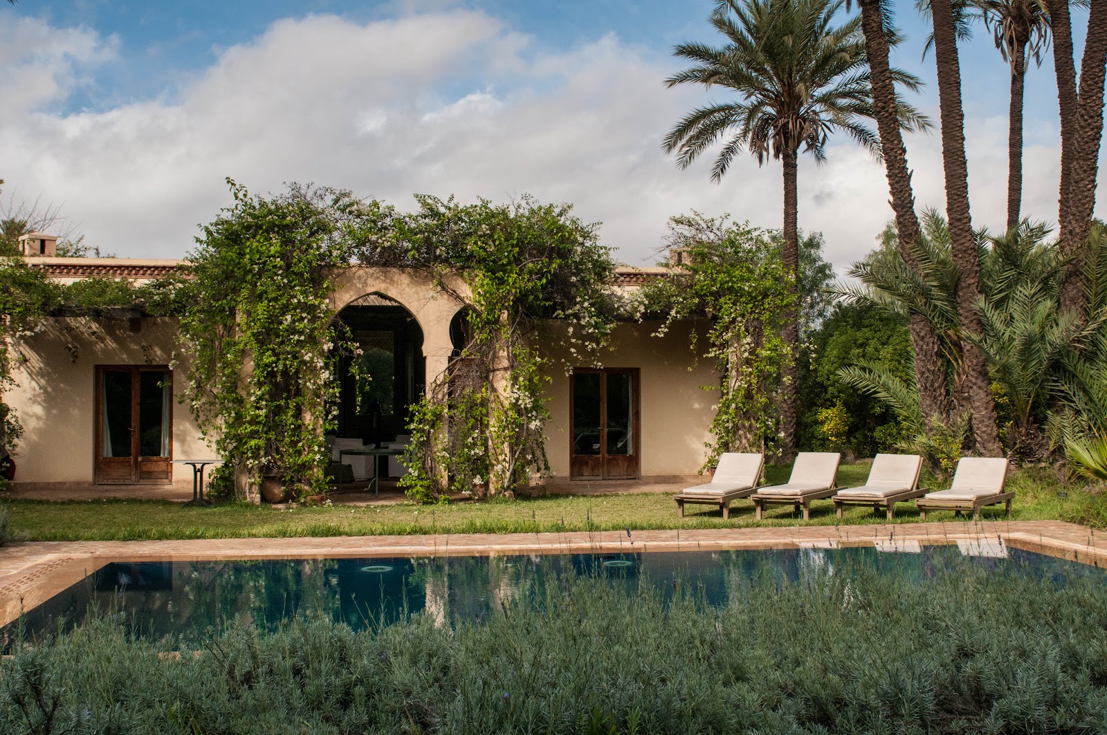 Jnane Tamsna garden bar in the Palmeraie, Marrakech