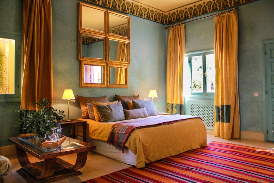 Jnane Tamsna lounge and fireplace, Marrakech