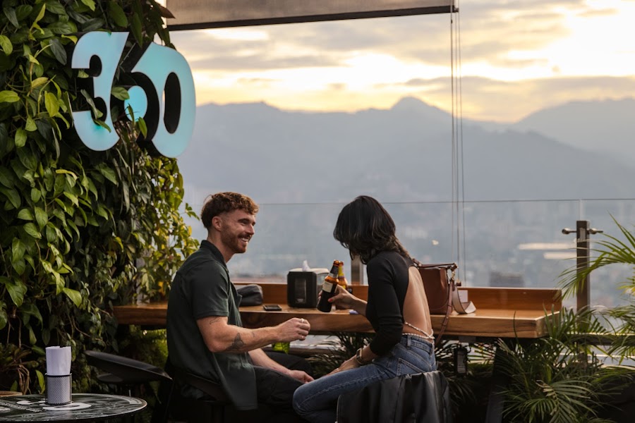 360 Rooftop Bar, Medellin
