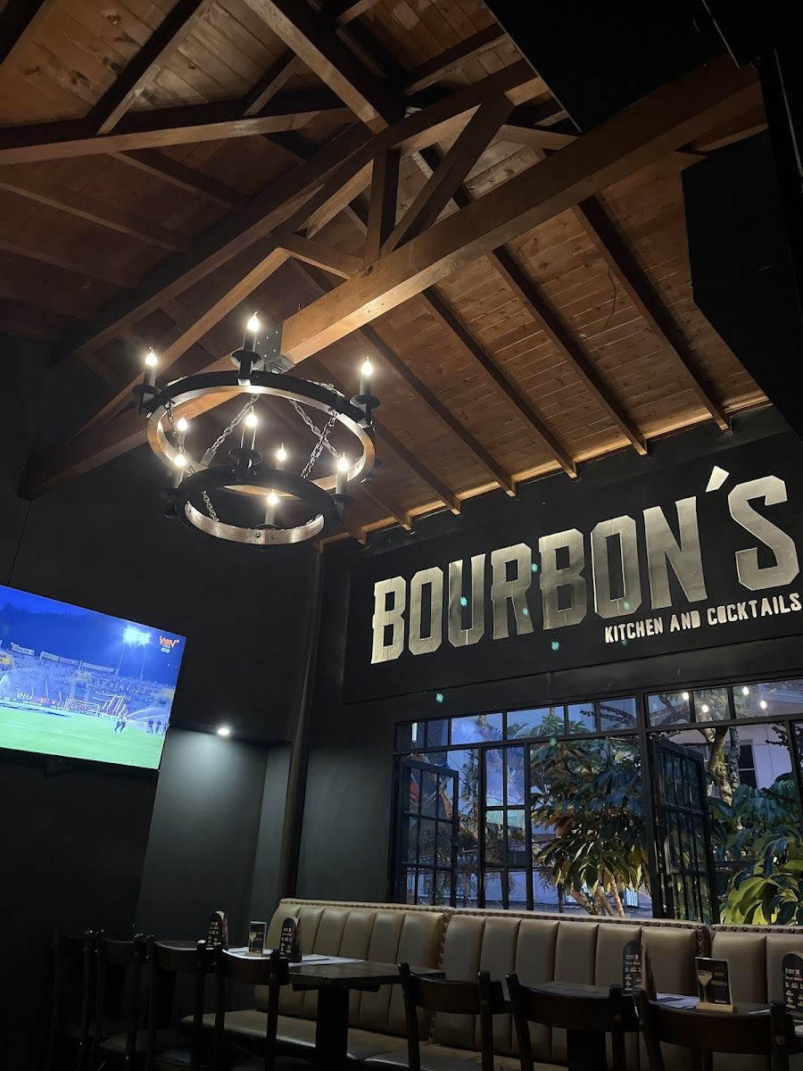 Bourbon &amp; Borneo, Medellin