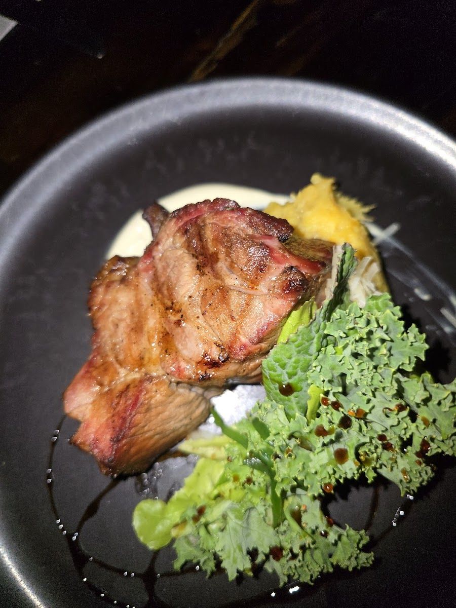 Marmoleo Bar, Medellin