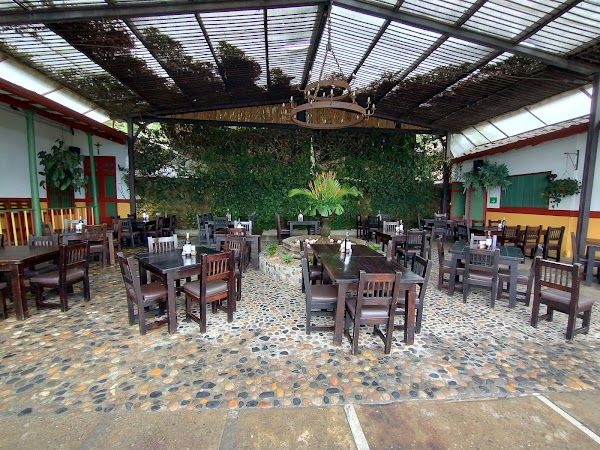 Vinacure Wine Bar