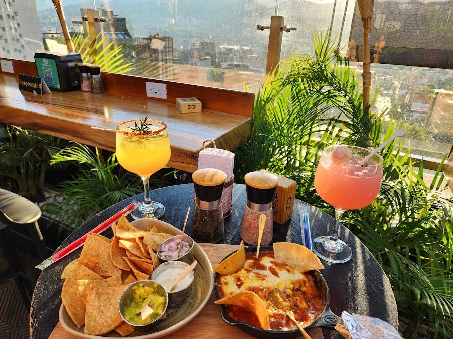 67 Rooftop, Medellin