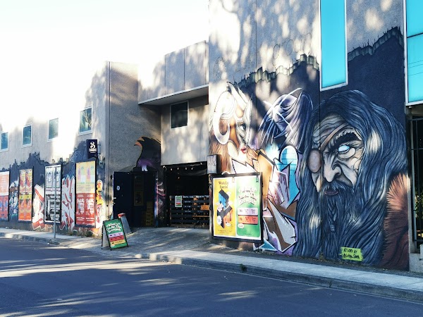 3 Ravens in Melbourne