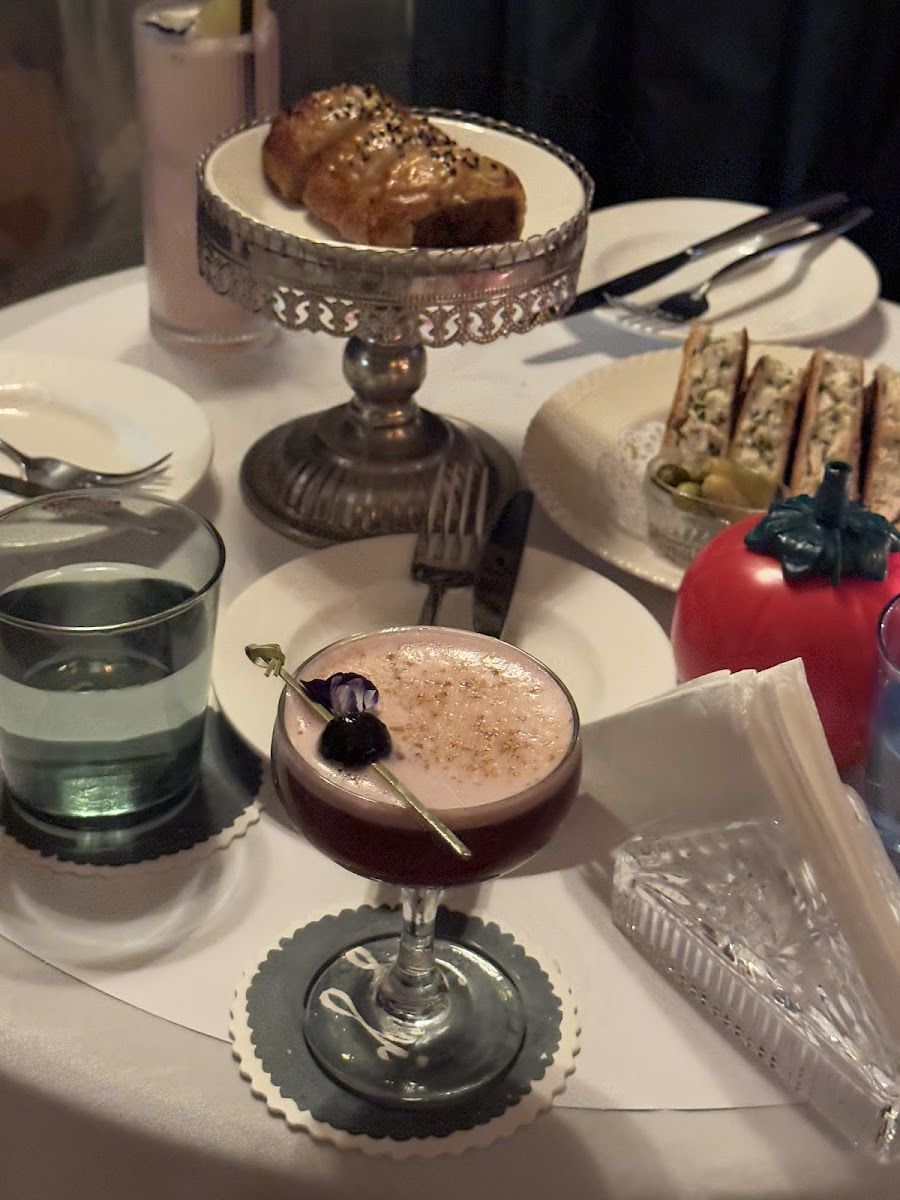 The Greville, Melbourne