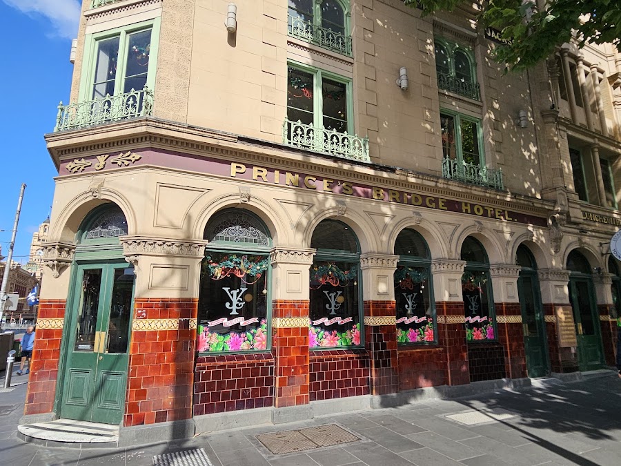 Young & Jackson, Melbourne