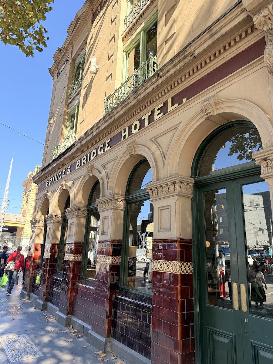 Young & Jackson, Melbourne