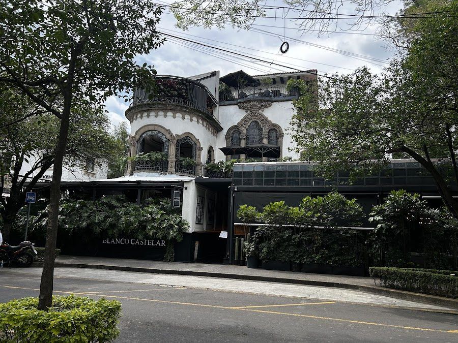 Blanco Castelar, Mexico City