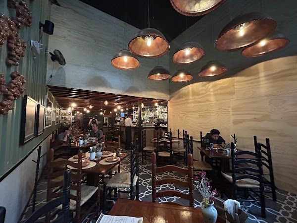 Quintonil Bar