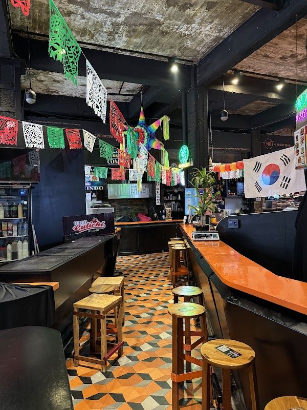 Mezcaleria Los Amantes