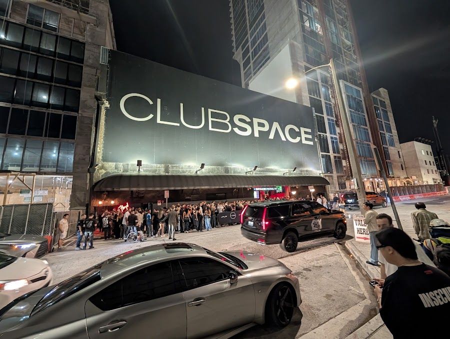 Club Space (Open Bar), Miami