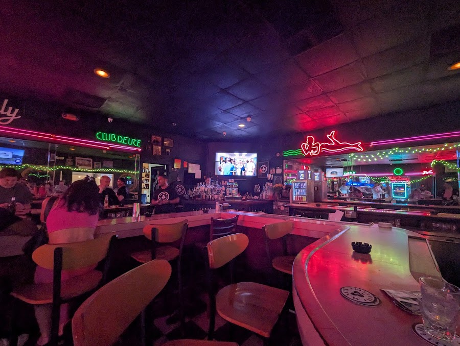 Mac's Club Deuce, Miami