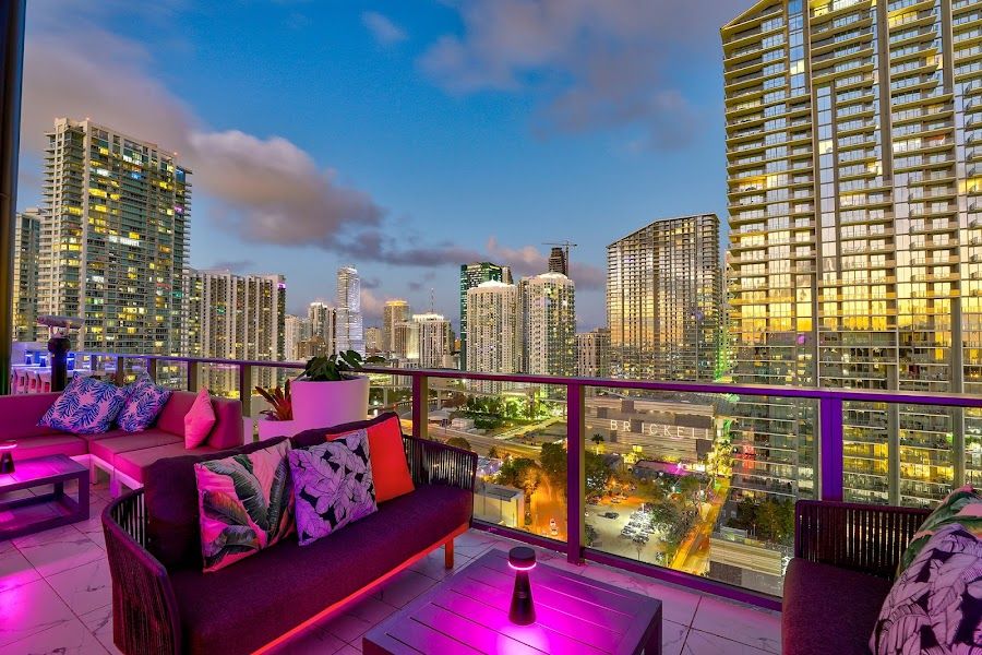Rosa Sky Rooftop, Miami