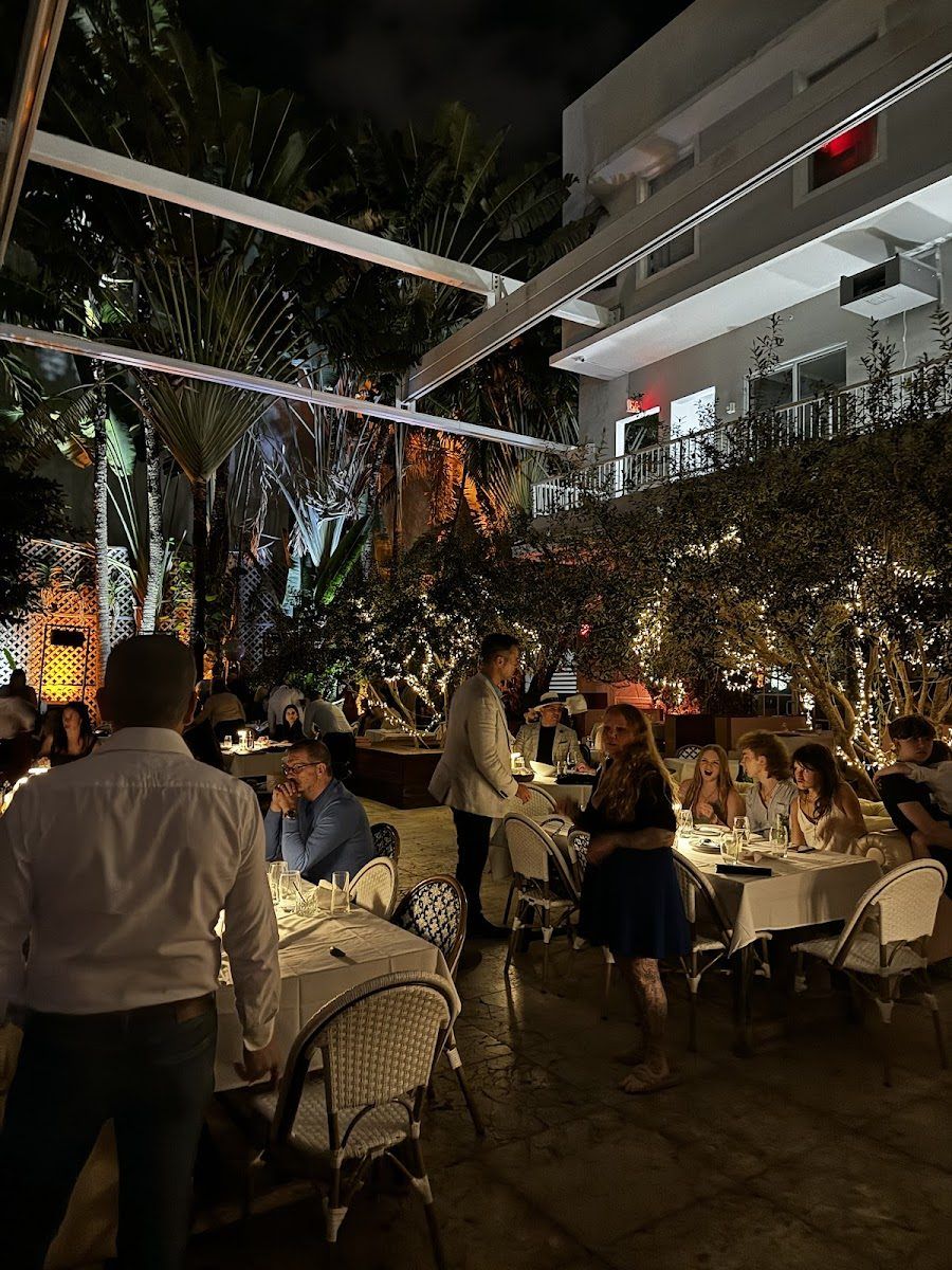 Villa Azur, Miami